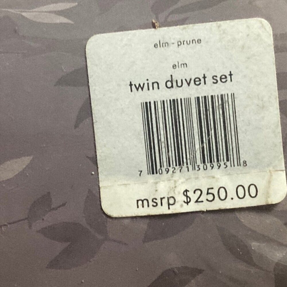 NWT  $250.00 Calvin Klein Duvet Cover Set 2 pcs Twin  color elm-prune - Picture 8 of 9
